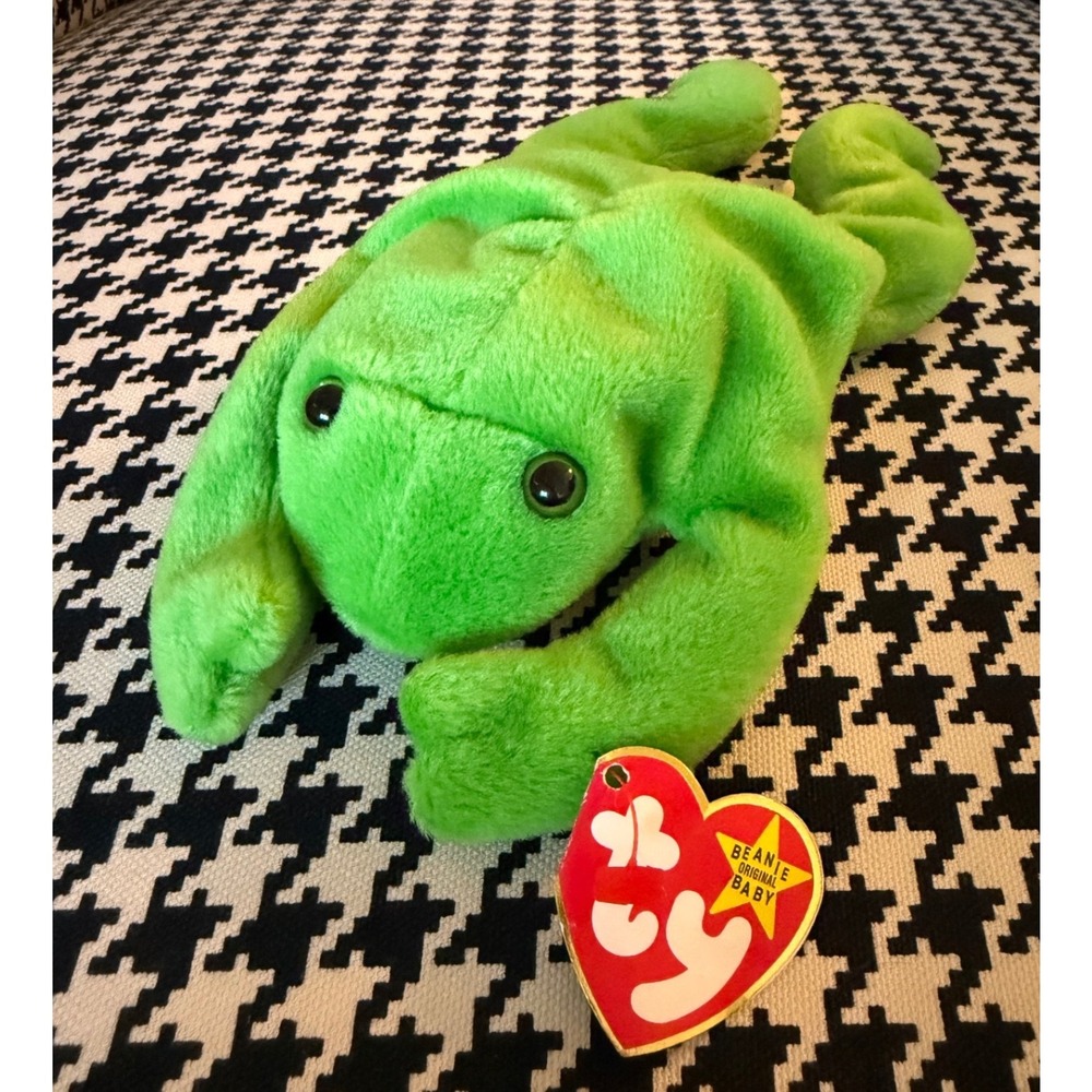 Ty Legs style 4020 Beanie Baby Frog Green Small Plush Toy Collectible 1993
